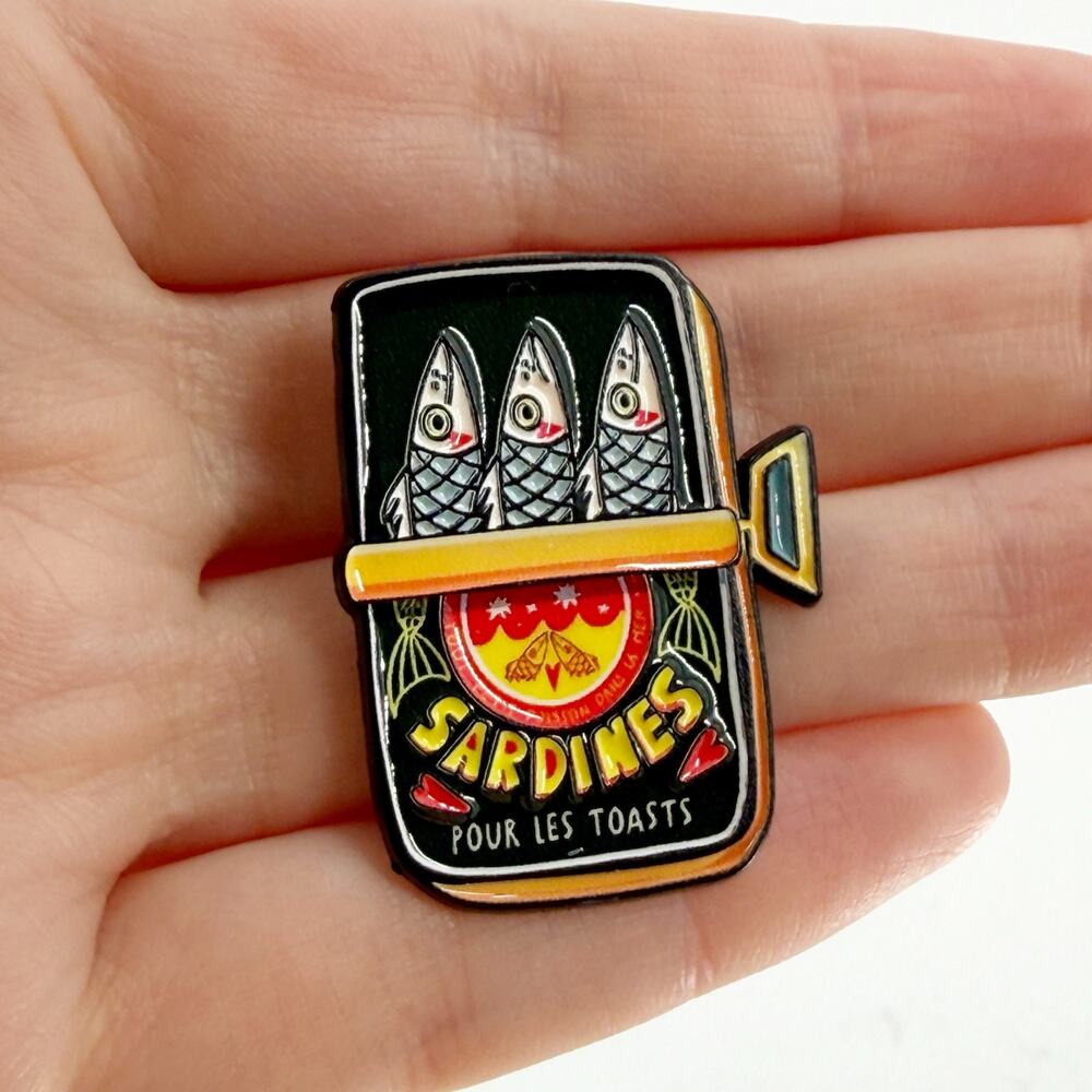 Cute Sardines Tin Soft Enamel Pin Retro Food Lapel Badge Fish Brooch Gift